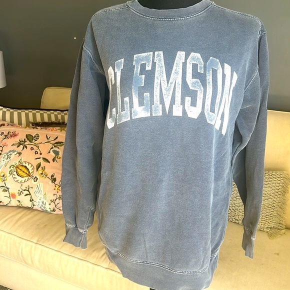 Comfort Colors Tops - CLEMSON SWEATSHIRT - COMFORT COLORS - SIZE S